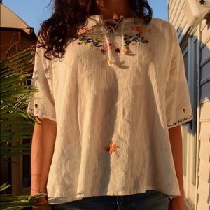 • VINTAGE 60s Peasant Blouse •